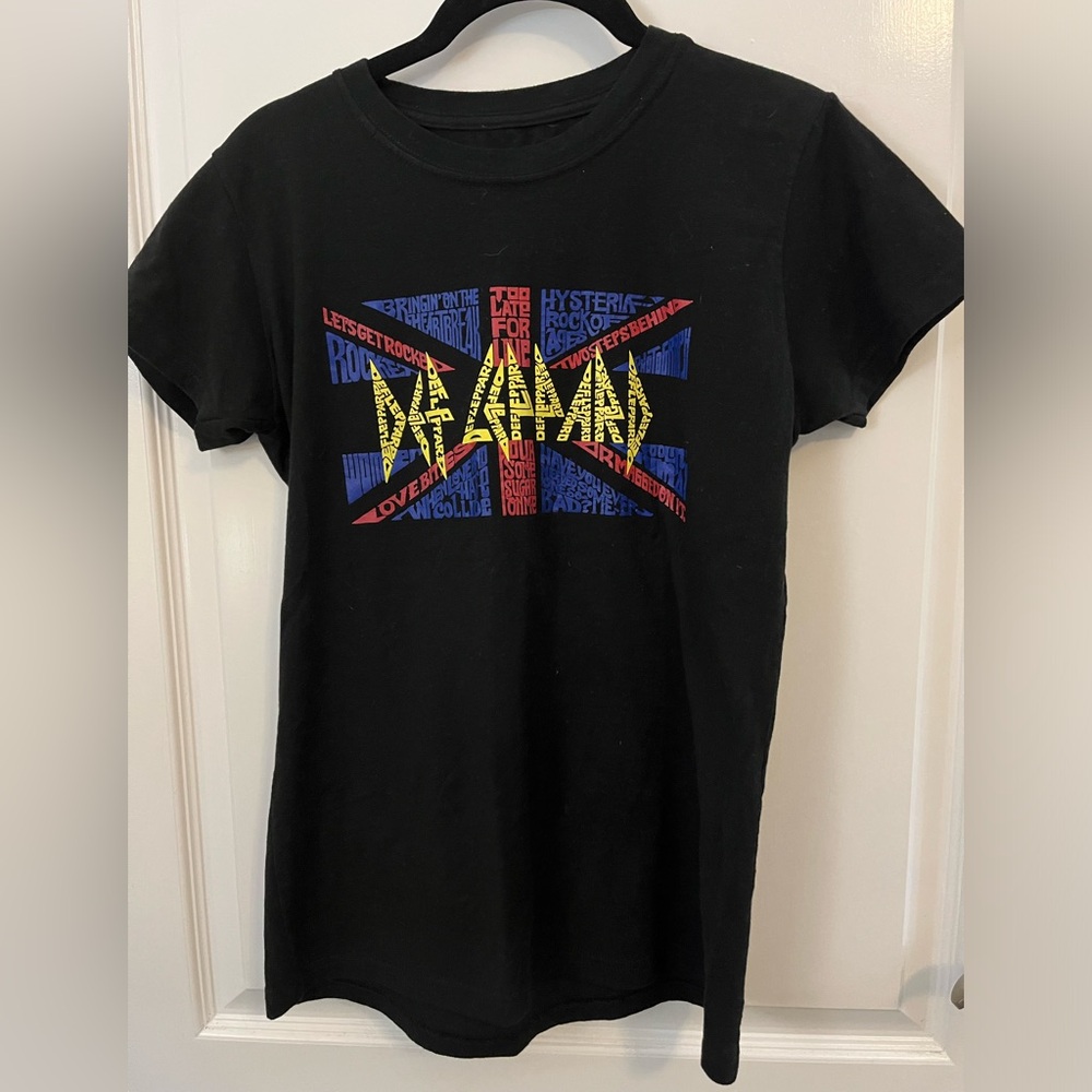 Def Leppard women’s t-shirt.